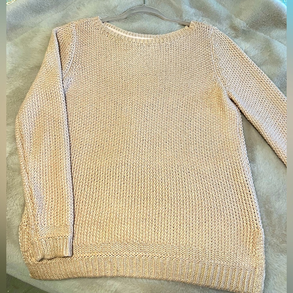 Loose knit elegant shimmer sweater